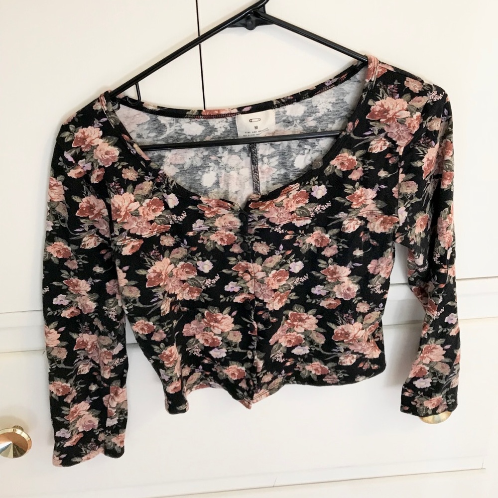 Urban Outfitters Cropped Floral Cardigan